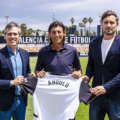 Miguel Ángel Angulo renueva con el VCF Mestalla
