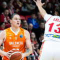 Valencia Basket Femenino firma una histórica victoria ante DVTK