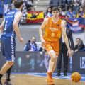 Valencia Basket sufre pero gana en Burgos y suma su victoria 18 en la Liga ACB